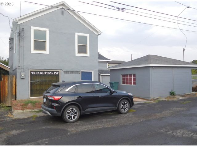 914 S MILL St, Milton Freewater, OR 97862