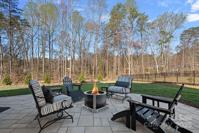 4525 N Wynswept Drive, Maiden, NC 28650
