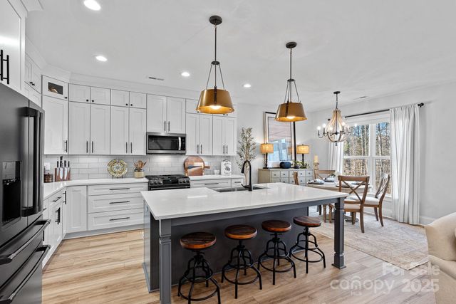 4525 N Wynswept Drive, Maiden, NC 28650
