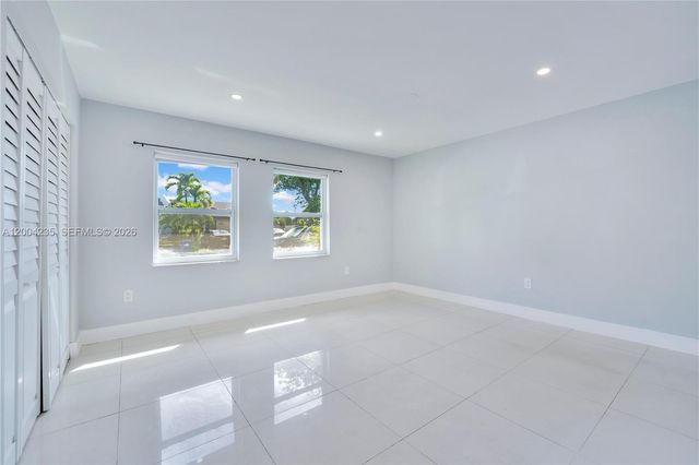 5222 SW 139th Pl, Miami, FL 33175