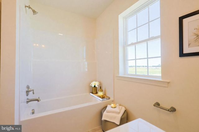 20 CLIFF DR, Felton, DE 19943
