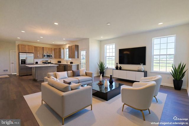 20 CLIFF DR, Felton, DE 19943