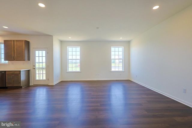 20 CLIFF DR, Felton, DE 19943