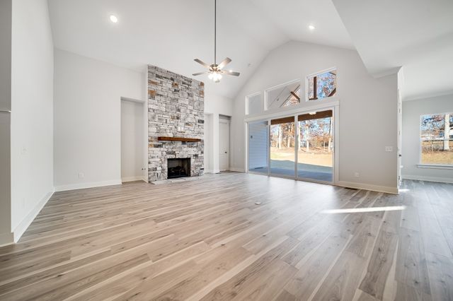 7518 Shoal Mill Point, Fairview, TN 37062