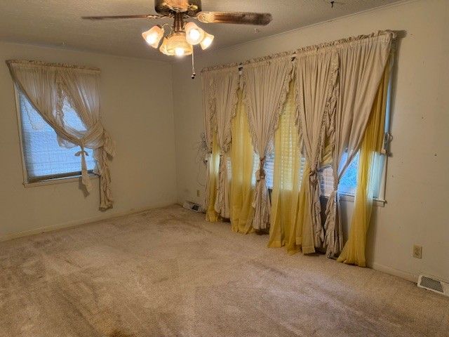 1369 Gip Manning Rd, Clarksville, TN 37042