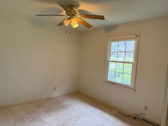 1369 Gip Manning Rd, Clarksville, TN 37042