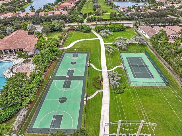 3071 Tortola Way, Cooper City, FL 33024