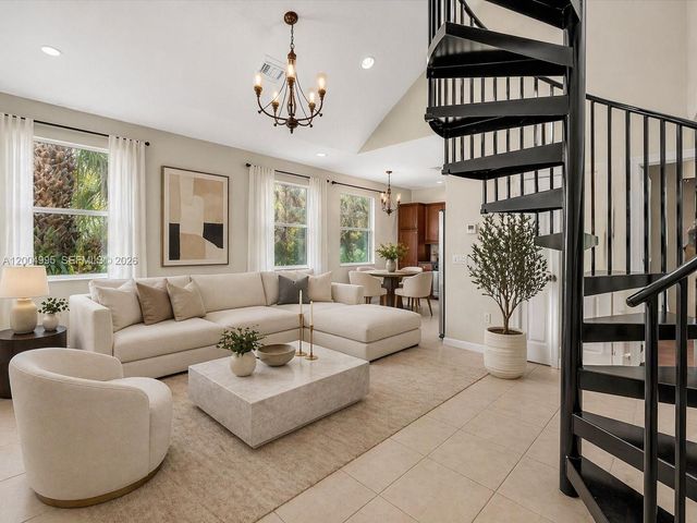 3071 Tortola Way, Cooper City, FL 33024