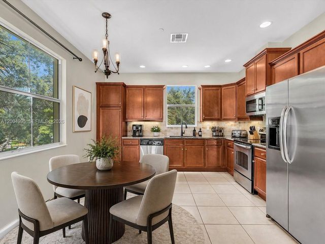 3071 Tortola Way, Cooper City, FL 33024