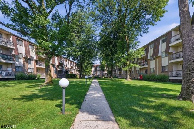 1190 W St Georges Ave, C34 C34, Linden City, NJ 07036
