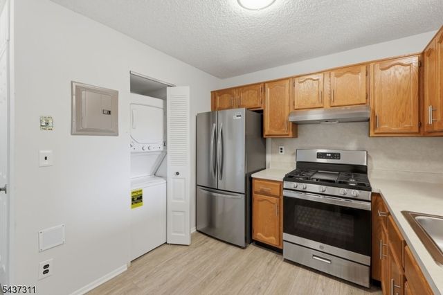 1190 W St Georges Ave, C34 C34, Linden City, NJ 07036