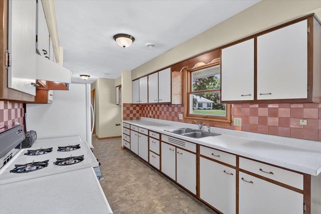 303 E Howe Street, Orfordville, WI 53576