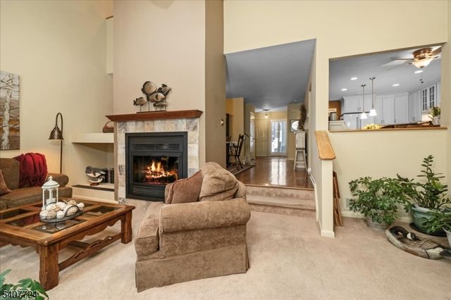 52 Manor Sq, Sparta Twp., NJ 07871