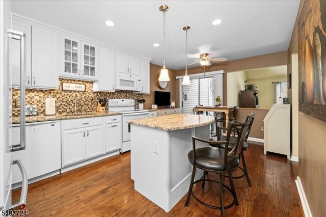 52 Manor Sq, Sparta Twp., NJ 07871