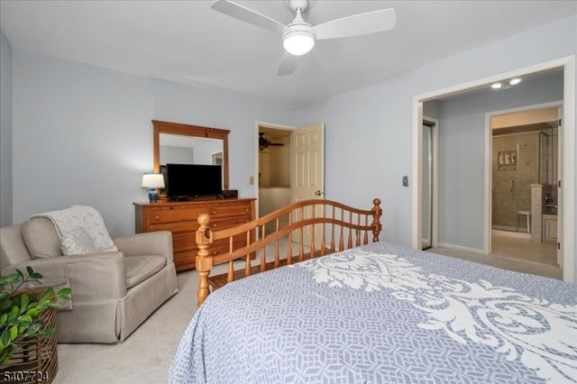 52 Manor Sq, Sparta Twp., NJ 07871