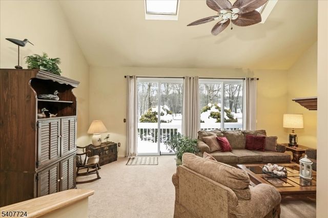 52 Manor Sq, Sparta Twp., NJ 07871