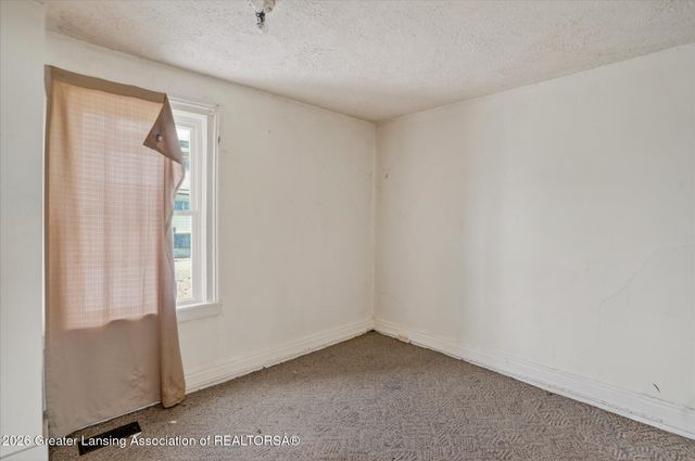 1054 N Cedar Street, Lansing, MI 48906