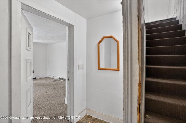 1054 N Cedar Street, Lansing, MI 48906