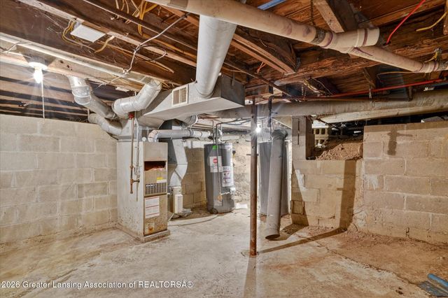 1054 N Cedar Street, Lansing, MI 48906