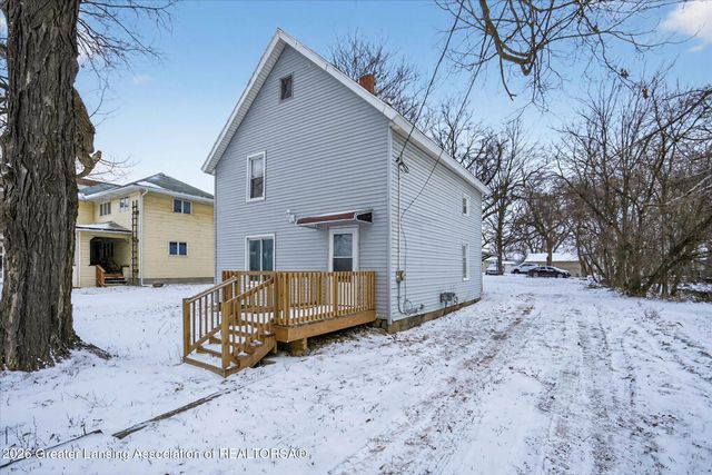 1054 N Cedar Street, Lansing, MI 48906