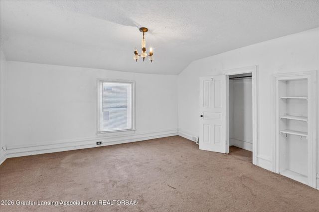 1054 N Cedar Street, Lansing, MI 48906