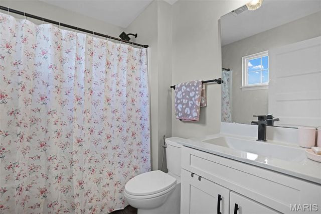 1623 Oglesby Drive, Edwardsville, IL 62025
