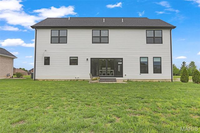 1623 Oglesby Drive, Edwardsville, IL 62025