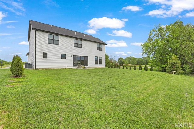 1623 Oglesby Drive, Edwardsville, IL 62025