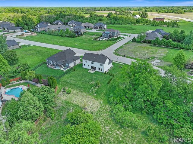1623 Oglesby Drive, Edwardsville, IL 62025