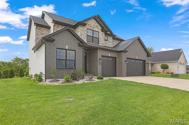 1623 Oglesby Drive, Edwardsville, IL 62025