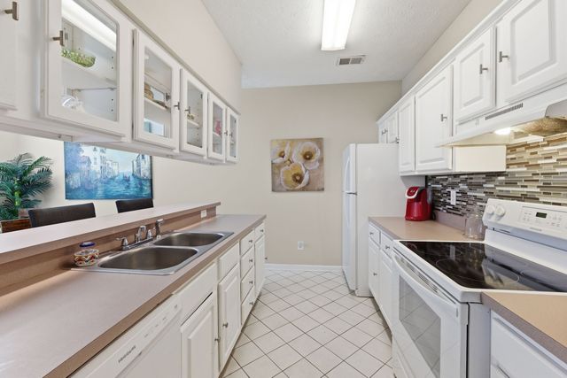 609 Churchill Crossing, Madison, TN 37115