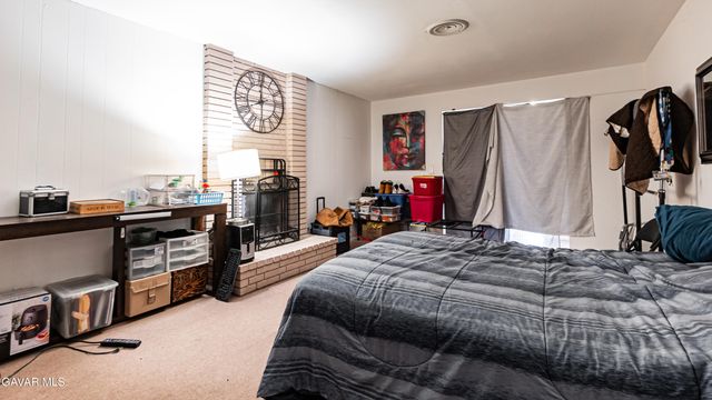 517 W Avenue J10, Lancaster, CA 93534