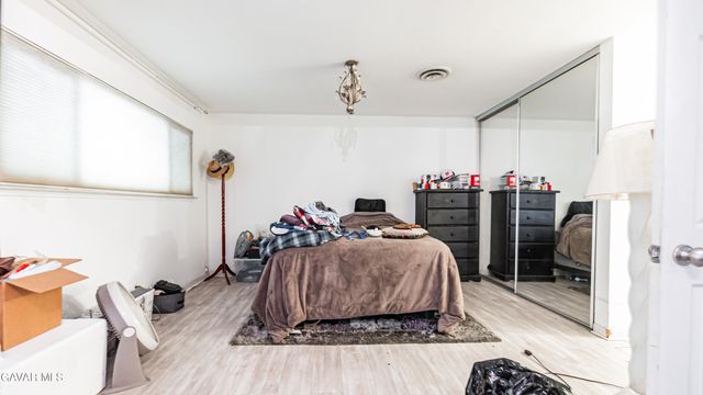 517 W Avenue J10, Lancaster, CA 93534