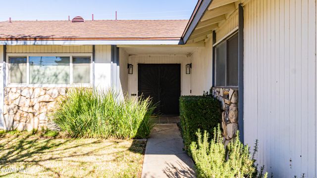 517 W Avenue J10, Lancaster, CA 93534