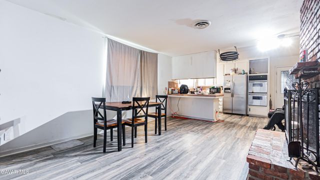 517 W Avenue J10, Lancaster, CA 93534