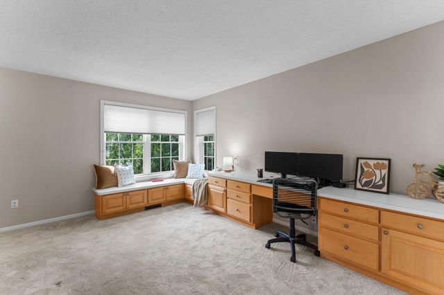 16337 Jatos Circle, Lakeville, MN 55044