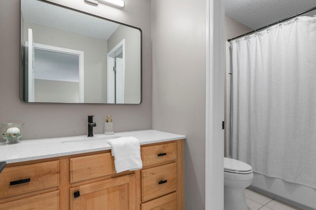 16337 Jatos Circle, Lakeville, MN 55044