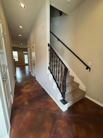 491 S Fretz Avenue, Edmond, OK 73003