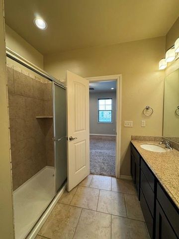 491 S Fretz Avenue, Edmond, OK 73003