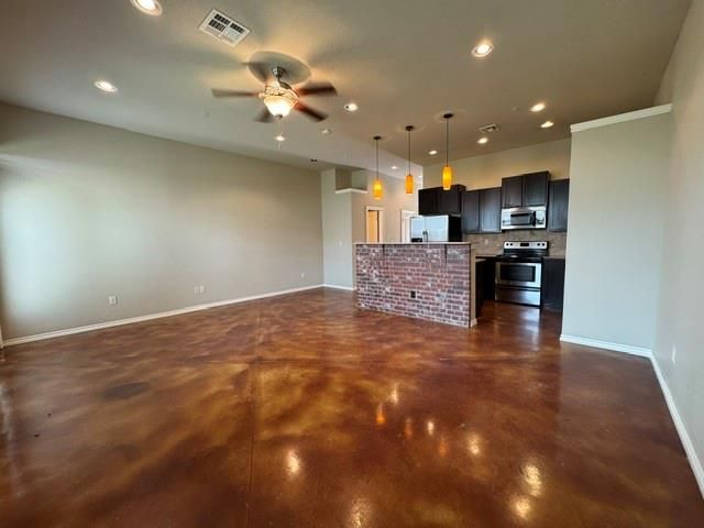 491 S Fretz Avenue, Edmond, OK 73003