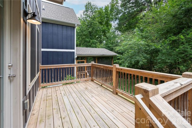 60 Wheeler Road, Weaverville, NC 28787