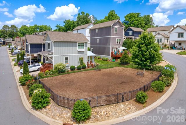 60 Wheeler Road, Weaverville, NC 28787