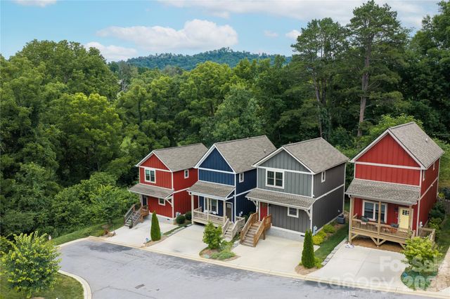 60 Wheeler Road, Weaverville, NC 28787