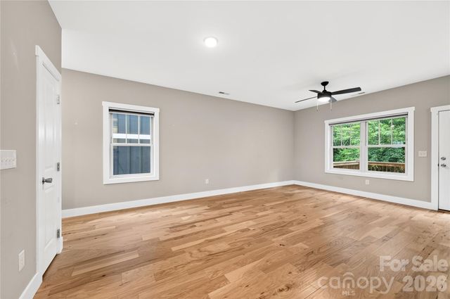 60 Wheeler Road, Weaverville, NC 28787