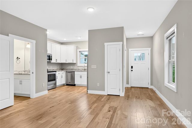 60 Wheeler Road, Weaverville, NC 28787