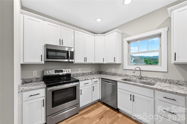 60 Wheeler Road, Weaverville, NC 28787