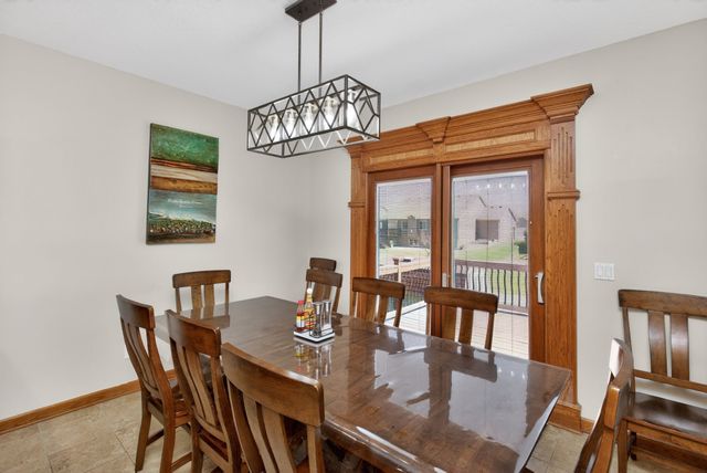 1737 Ashwood Drive SW, Altoona, IA 50009