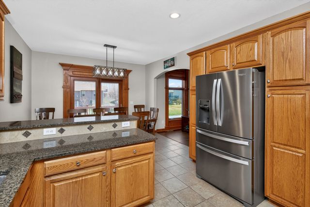 1737 Ashwood Drive SW, Altoona, IA 50009