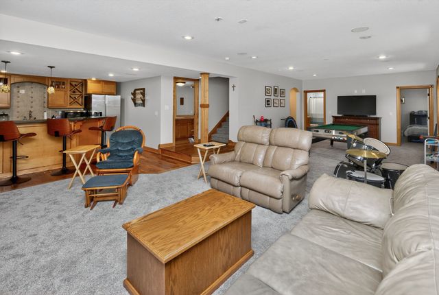 1737 Ashwood Drive SW, Altoona, IA 50009