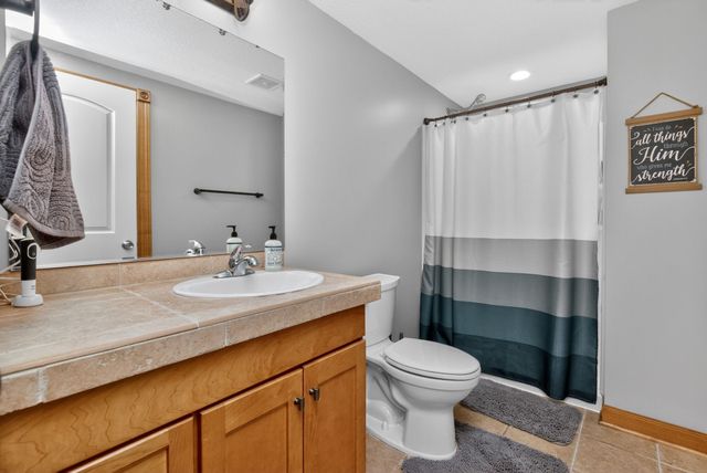 1737 Ashwood Drive SW, Altoona, IA 50009